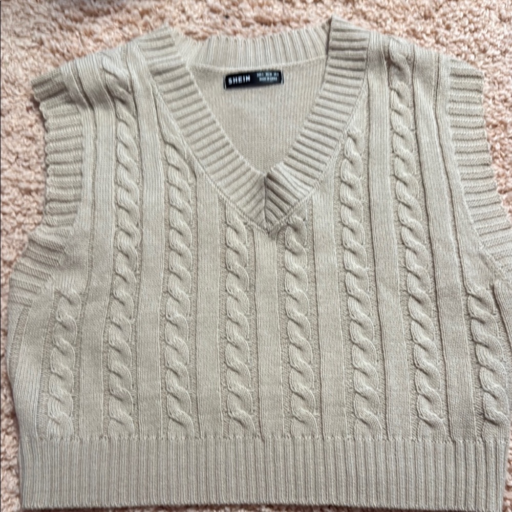 SHEIN Cream V-Neck Cable Knit Sweater Vest
